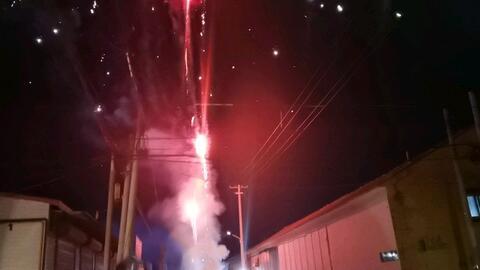 米兰之夜烟花视频,烟花绽放的浪漫瞬间