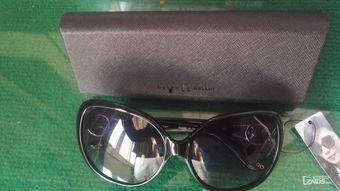 视频墨镜和烟,时尚与神秘交织的视觉盛宴