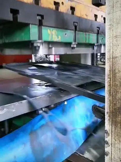 冲压厂视频,高效制造流程大解析