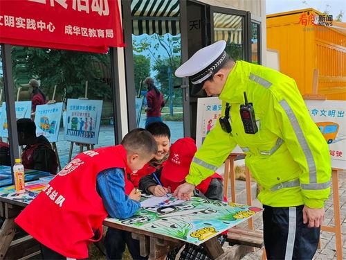 小手拉大手视频,共筑和谐社会的温暖篇章