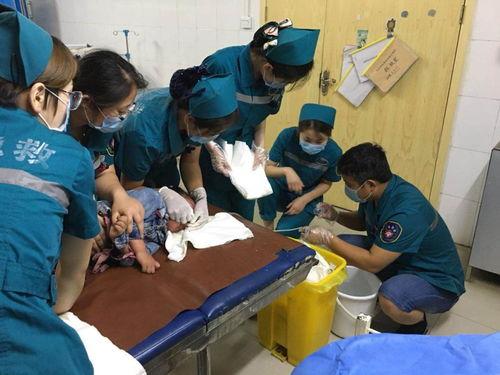 新生儿洗胃操作视频,专业指导与安全要点解析